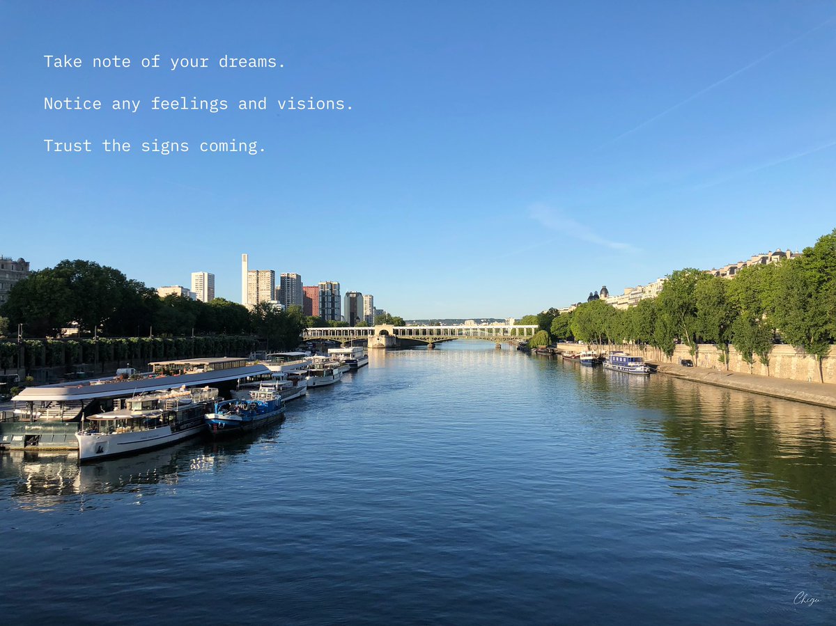cocobonheurcoco's tweet photo. Take note of your dreams.

Notice any feelings and visions.

Trust the signs coming.

ゆめをえがき

こころに
みみをすまし

ときをまつ
#sign #signs #todaysmessage #フランス #パリ #セーヌ川 #france #paris #seineriver #心を研ぎ澄ます #夢を描く #haveaniceday #enjoyyourlife #bonvoyage https://t.co/zHWWL6l4Dv