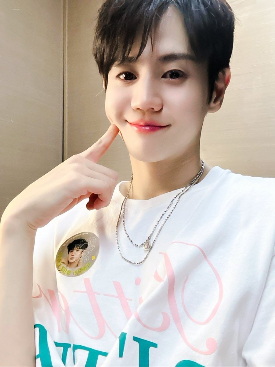 highlight_And's tweet photo. 231014 양요섭 인스타 공지채널 사진 보정

💛https://t.co/EDzjfujv7U

#하이라이트 #HIGHLIGHT #양요섭 #요섭 #YOSEOP https://t.co/jYgC2t7WQ0