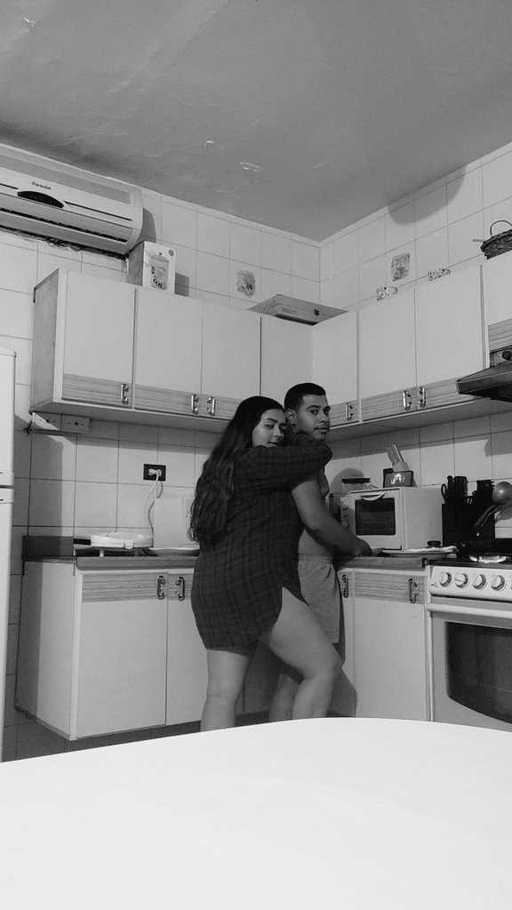 vianneyromeroo's tweet photo. Cosas que se hacen en una cocina:

@yosoyleonels https://t.co/6ifOK4ZNQv