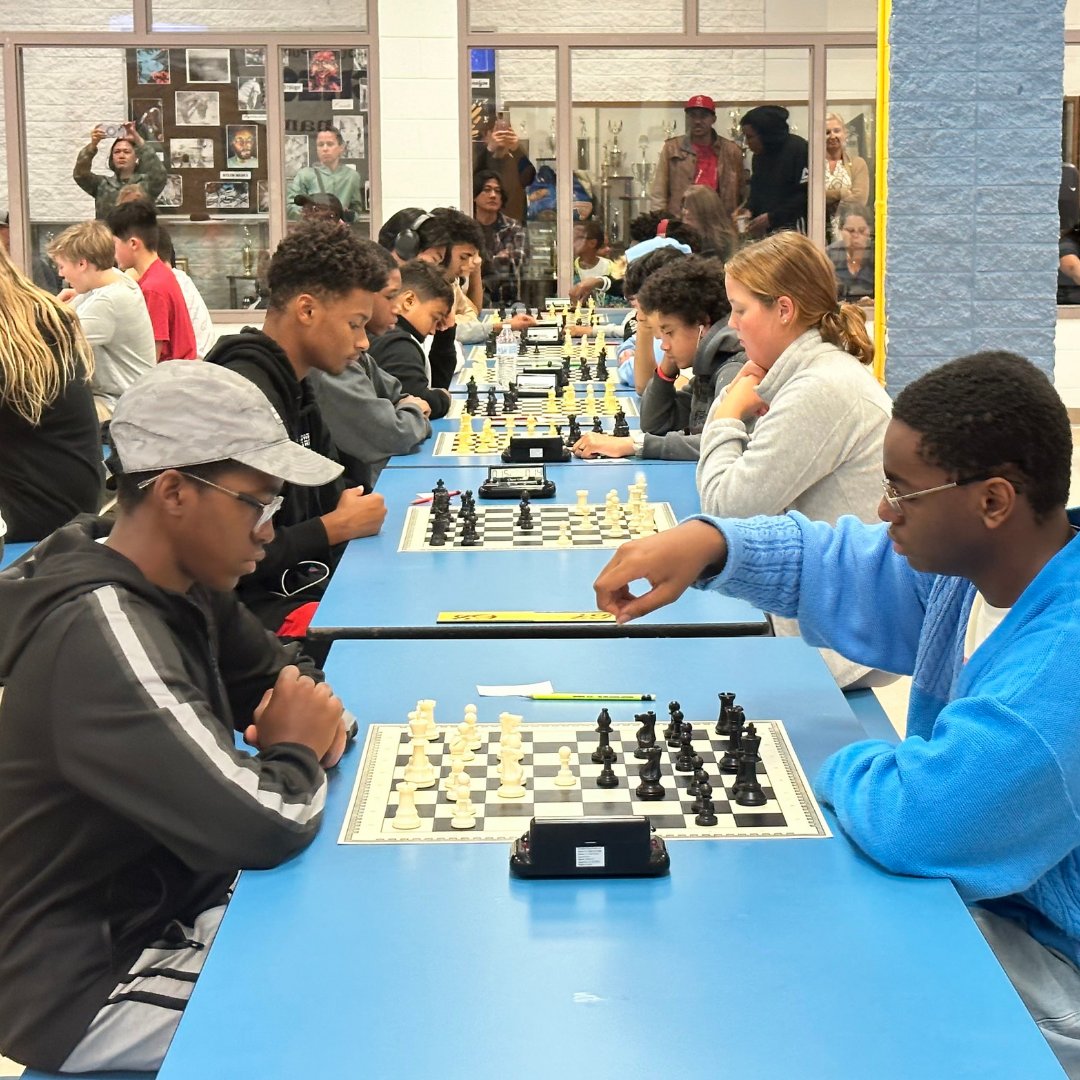 Students compete, place in Fall 2023 chess tournament dlvr.it/SxXHlV