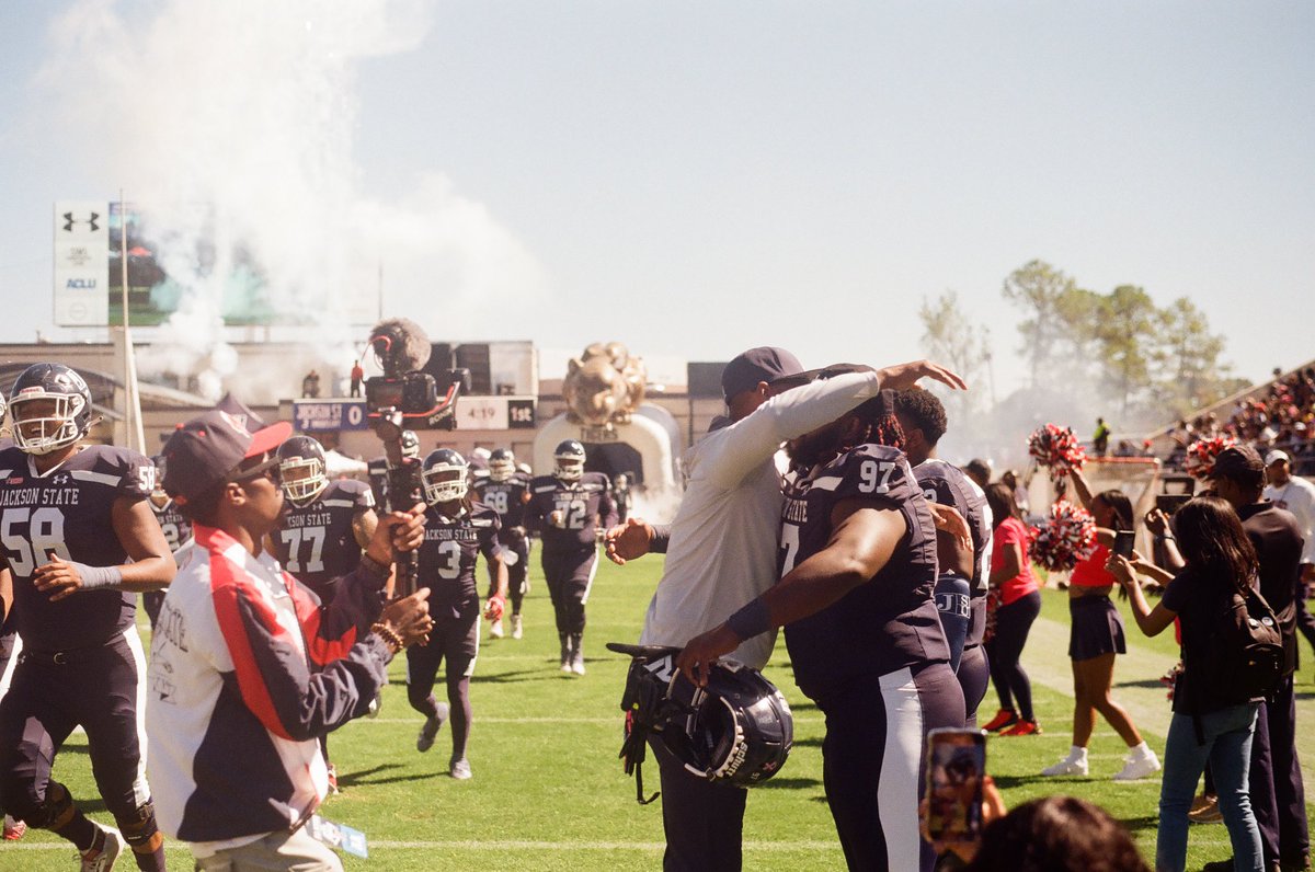 djthepaparazzo_'s tweet photo. my JSU Homecoming went something like this 😮‍💨🤌🏿🔥

photographed by me on film 
🎞: @Kodak Gold 200 pushed to 400 https://t.co/pYgyuzXS9D