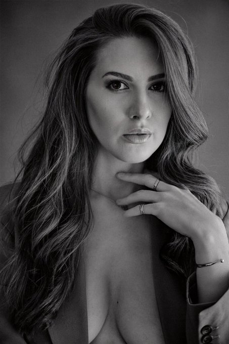 Old &amp; Cold 👵🏻🥶 https://t.co/0juXwvOAef<a href="/tag/vestibularmigraine"class="tags"><span>#vestibularmigraine</span></a>