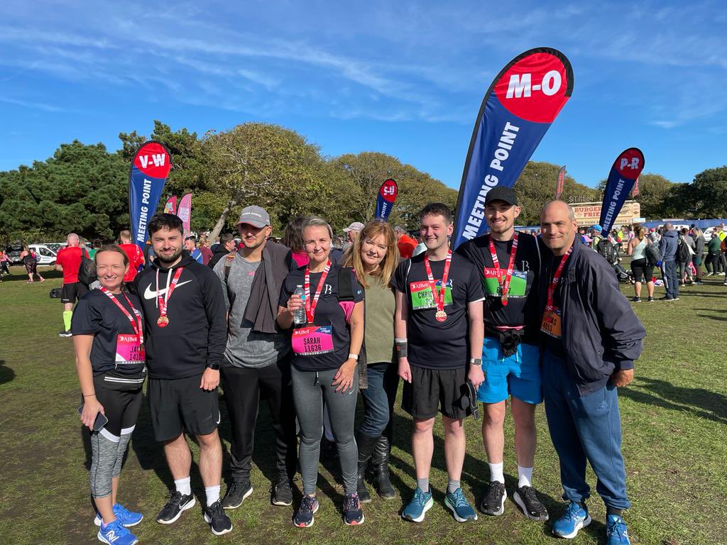 Shout out to our fabulous <a href="/LewisBrownlee/">Lewis Brownlee</a> team who took part in the #GreatSouthRun yesterday.  You were all fantastic!  Didn’t manage to get a picture with everyone in but here are a couple 🏃🏻‍♀️🫶👍