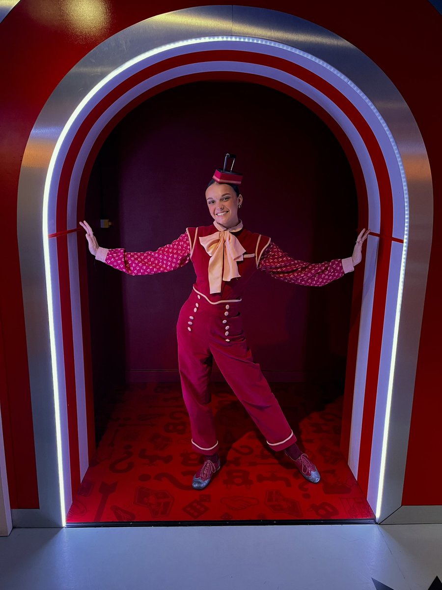 Little Miss Laundry Hepburn had the most amazing time playing her first few games at monopoly life-sized today! Here’s to many more! ✨