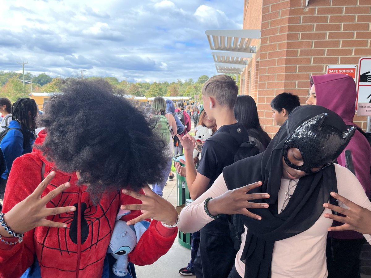 South County Middle tweet media