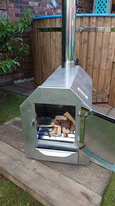 Proshaggy1's tweet photo. External Wood Burner 30kw
Available now ready to deliver 

#hottub #spa #relax #jacuzzi #hottubs #hottubtime #pool #outdoorliving #staycation #luxury #love #hottubparty #wellness #garden #sexy #holiday #summer #swimmingpool #instagood #relaxation #hottubbing #nature #hydrotherapy https://t.co/jDh7IMUDSf