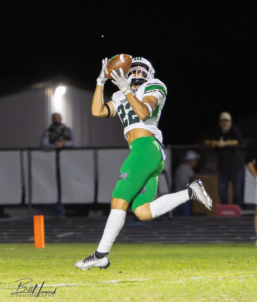 Big game for <a href="/austinNorwood25/">Austin Norwood</a> on Friday night with 2 Touchdowns, one receiving and a Quarterback keep, and 2 extra points kicking.  Great versatility in all positions.

#recruiTTheT    <a href="/TiogaAthletics/">Tioga Athletics</a>
