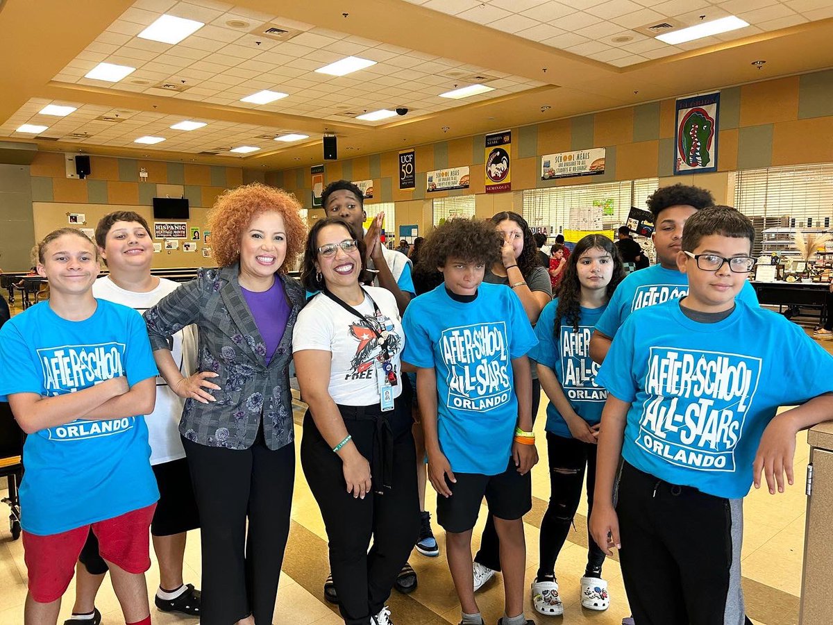 Johanna López (@johannaforfl) on Twitter photo Felicidades!! Great Hispanic Heritage Event Celebration at <a href="/RCMS_OCPS/">Roberto Clemente Middle School</a> . So thankful to have the opportunity to spend time with parents and staff members and to watch great performances. So happy to see one of my former <a href="/CHS_OCPS/">Colonial High School</a> student, Ms Aleman. Felicidades!! Great Hispanic Heritage Event Celebration at <a href="/RCMS_OCPS/">Roberto Clemente Middle School</a> . So thankful to have the opportunity to spend time with parents and staff members and to watch great performances. So happy to see one of my former <a href="/CHS_OCPS/">Colonial High School</a> student, Ms Aleman.