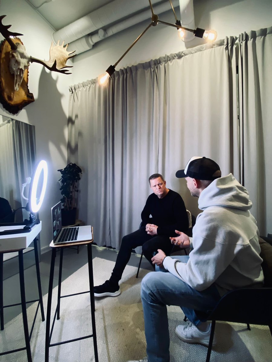 A great night with amazing friends. We zoomed with close to 200 people interested in the future Hillsong Sweden Champions Club. Blown away by what God is about to do here in Sweden🙏🤟