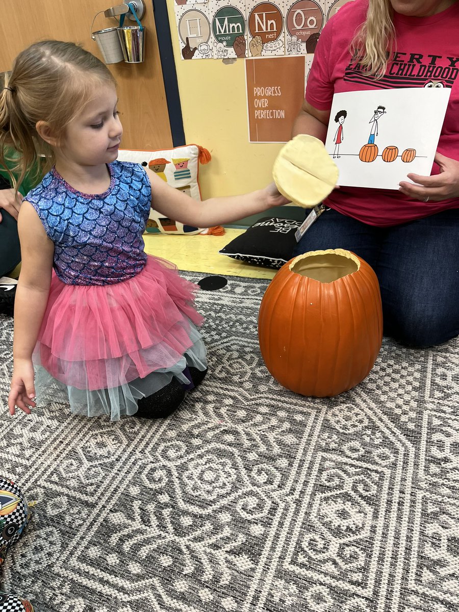 Amber Anderson tweet media