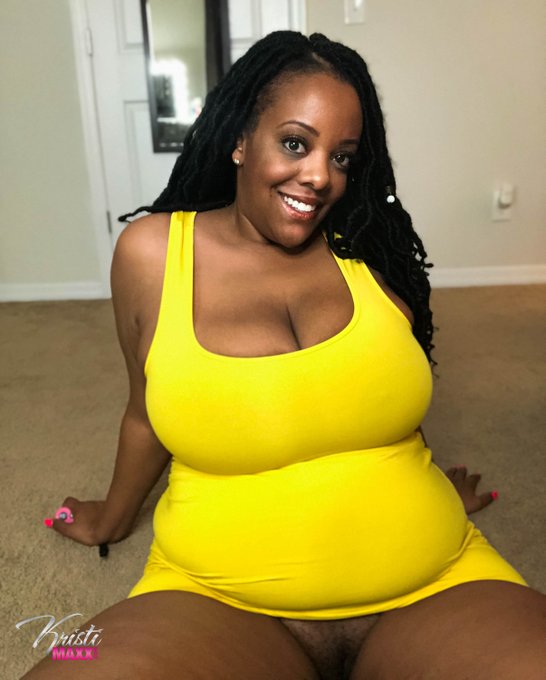 Sit with me https://t.co/ANiy6Cp3lP