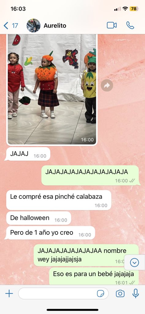 El papá de mi hija era el encargado de comprarle el disfraz de fruta hoy en el día de la alimentación, y paso esto…. 🤣🤣