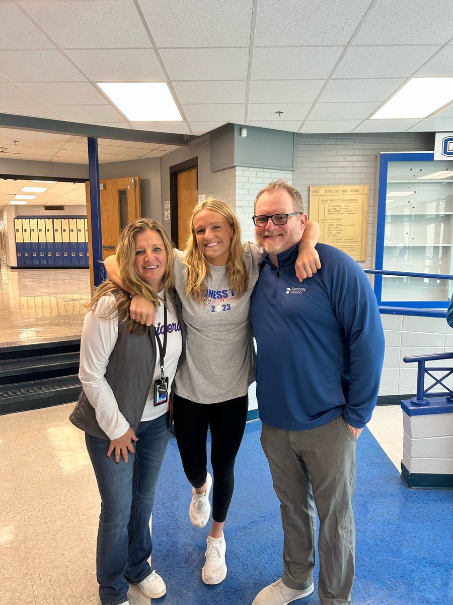 autobryan's tweet photo. CHS always does it up right! Today the staff, families and communities sent our girls off to state in style. They headed to Murfreesboro wearing their “Business Trip” shirts. Its going to be a fun week!
#ringitagain https://t.co/FOjerBkz4J