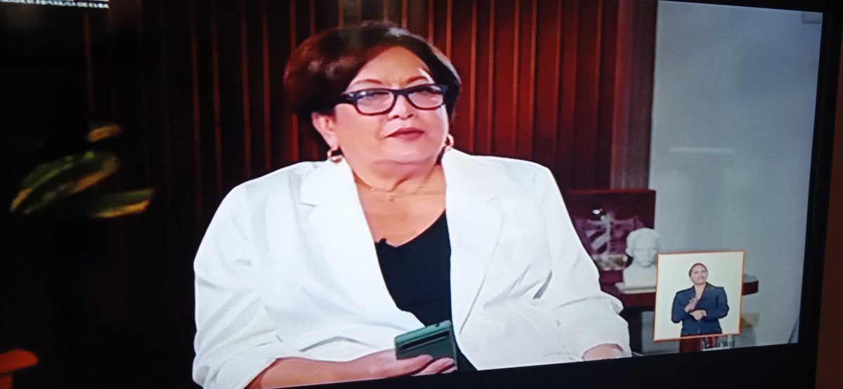 #Cuba. Excelente diálogo de <a href="/DiazCanelB/">Miguel Díaz-Canel Bermúdez</a> con el pueblo. Continuaremos avanzando ante las dificultades y limitaciones que se nos presenten, con "Resistencia Creativa". ¡¡¡A Cuba, ponle corazón!!!

#CubaPorLaVida 🤎
#UnidosXCuba 🤎
#CubaViveSuHistoria🤎
<a href="/cubacooperaven/">Brigada Médica Cubana en Venezuela</a>🤎