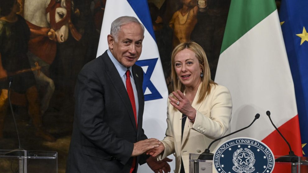 LA DERECHA: DEL ANTISEMITISMO A LA ISLAMOFOBIA

¿Quién se cree a estas alturas que condenar los crímenes de guerra de Israel en Gaza significa simpatizar con Hamás o con el antisemitismo? La derecha, tradicionalmente antisemita, no apoya a Israel por un súbito aprecio por el