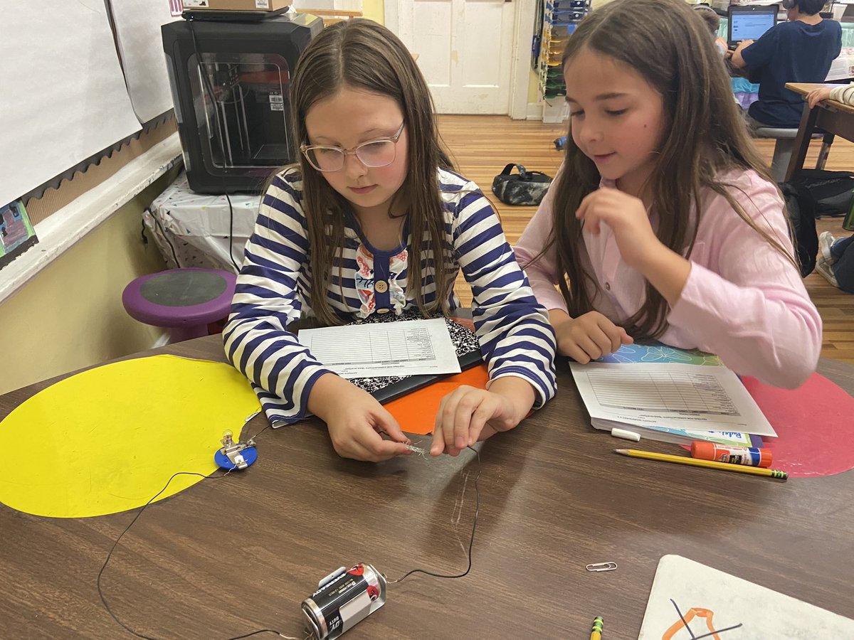 Look at these BRIGHT students building electrical circuits with paperclip switches.  This just might be our favorite <a href="/AMSTI4all/">AMSTI</a> unit.  💡🔋🔌<a href="/Stovall2Carolyn/">Carolyn Stovall</a> <a href="/EastElemCCS/">EastElementary</a>