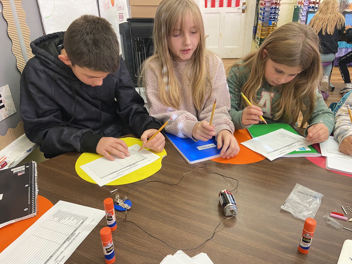 April Dean tweet media