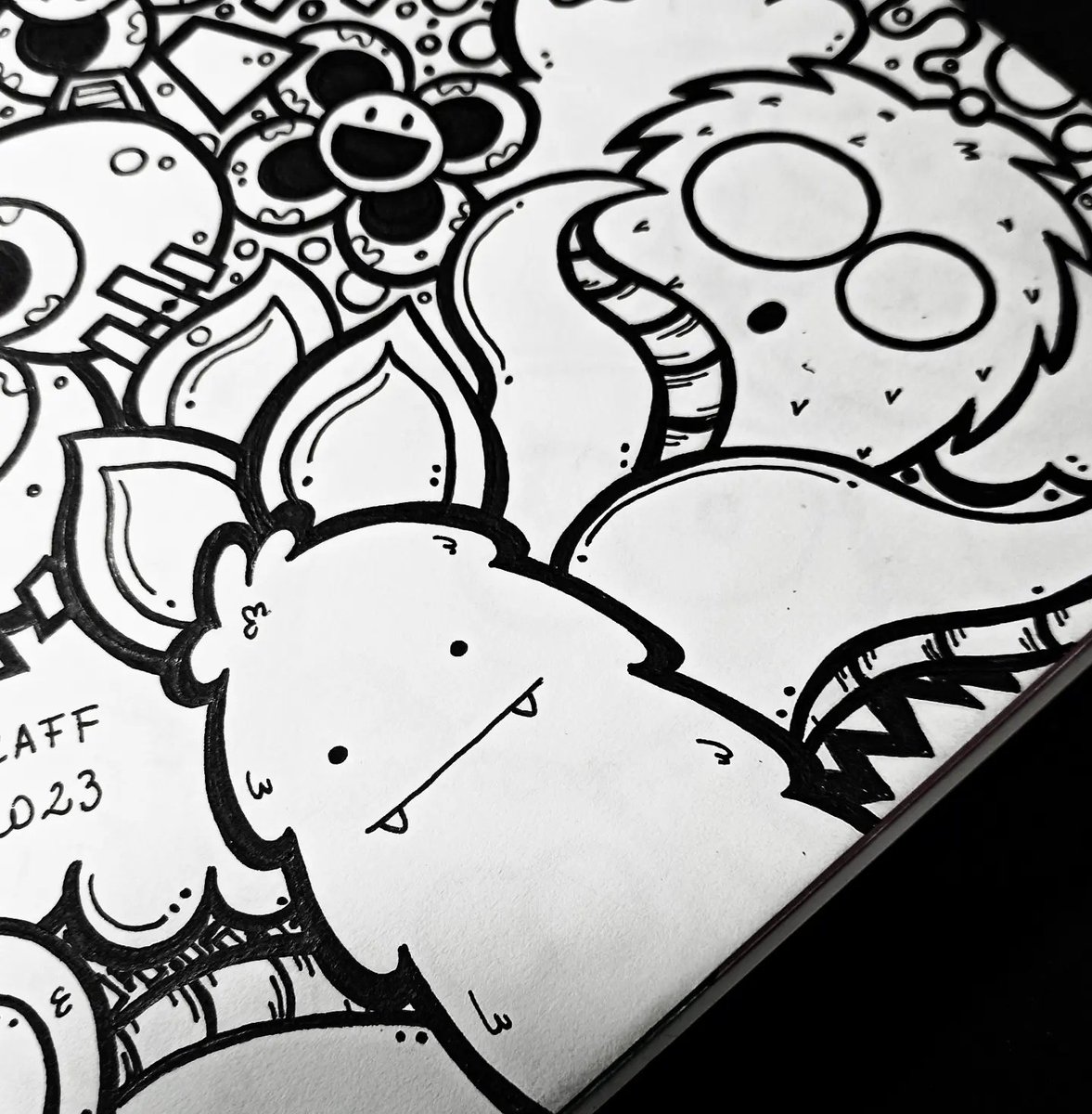 ✌🏻

#doodle #doodleart #doodleartist #drawings #sketchbook #sketch