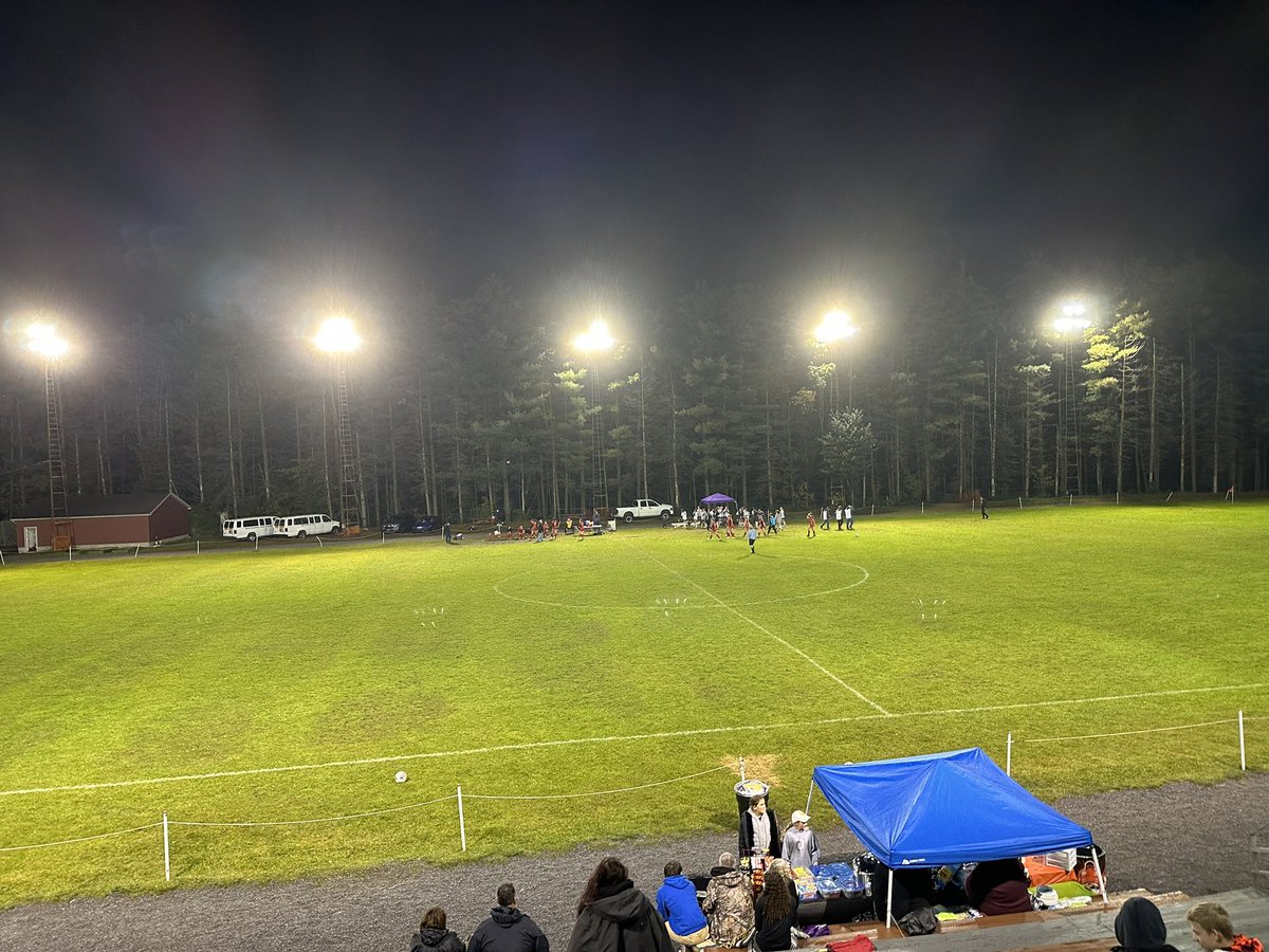 marcmalkoskie's tweet photo. Shamokin girls soccer holds a 3-1 lead over Lourdes Regional at halftime.

Carly Nye has all three goals for the Indians, Masie Reed scored for the Red Raiders. https://t.co/St7QFjazth