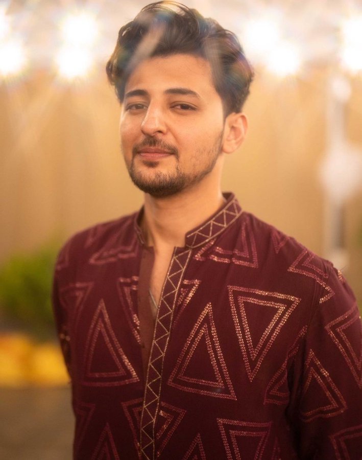 Priyadarsh18's tweet photo. HAPPY BIRTHDAY EVA DARSHAN RAVAL 💙🫂
Lots of love ,happiness and hugs @DarshanRavalDZ https://t.co/uCb5IE03vH