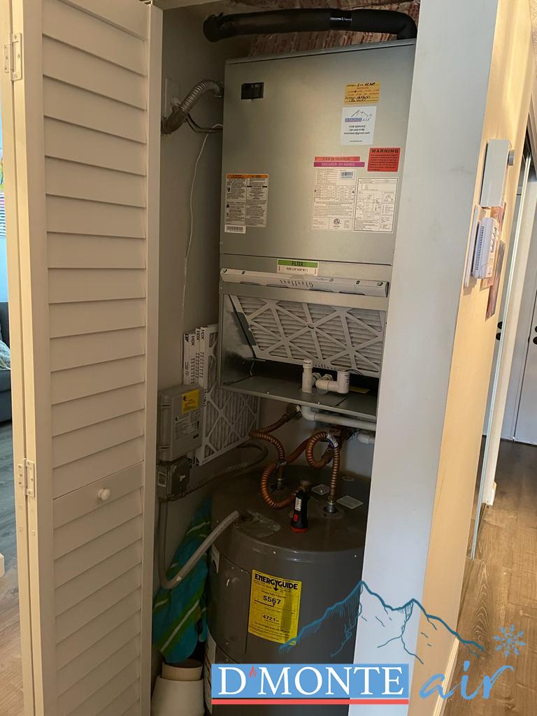 dmonteair's tweet image. Don&apos;t let a malfunctioning AC ruin your day. Trust the experts at D&apos;Monte Air for fast and reliable AC repairs. Call today 561-449-5186! #FastRepairs #ReliableService