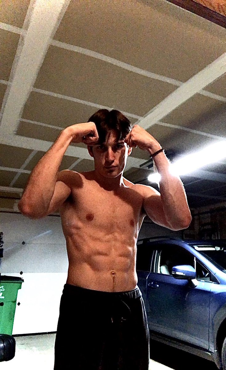 worshipstatue's tweet photo. Let me beat your ass like the pathetic loser you are
#findommaster #findom #cashmaster #paypiggieswanted #paypiggie #paypig #paypigneeded #cashslave #moneyslave #atm #wallet #dominant #dom #sub #subbitch #loser #finsub https://t.co/byEfeLUAT8