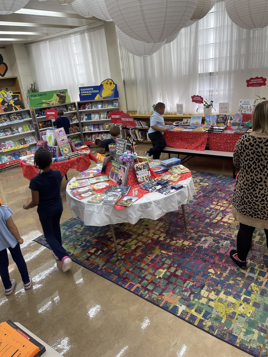 Today was the preview day for our Scholastic Book Fair! Students were so excited to write their wishlists. Shopping begins tomorrow! #DPSCDMontessori