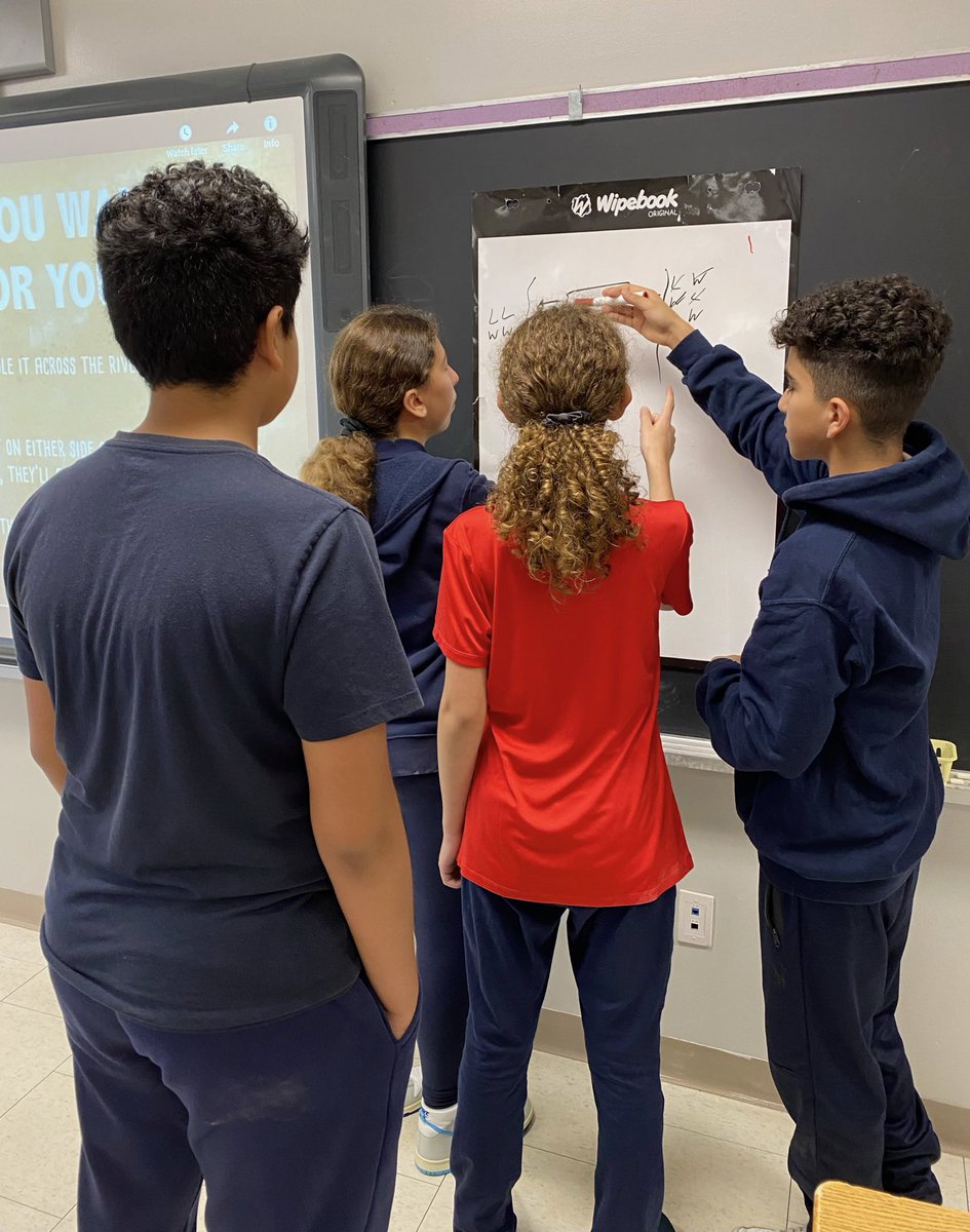 DMY_YCDSB's tweet photo. It’s Math Monday in the Intermediate classrooms at Divine Mercy! Ss in Ms. Costabile &amp; Ms. Paolella’s classes worked with De-Streaming Teacher, Ms. Zito to learn about Math Jams, supporting the development of our math enthusiasts! 
✖️➗🟰
@angelasaggese9 @paonesl @DomenicScuglia https://t.co/QV89SDCtsf