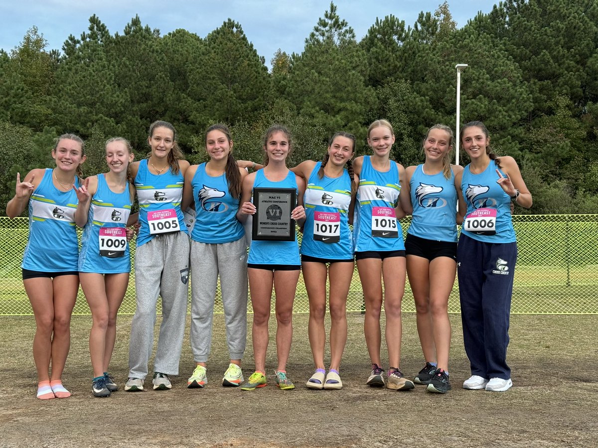 Husky_Sports's tweet photo. For the fifth year in a row, your FIVE TIME CHAMPION @HHSXCTF 

1st Place Ella White 

Congrats to all! https://t.co/oT1p3dAvCe