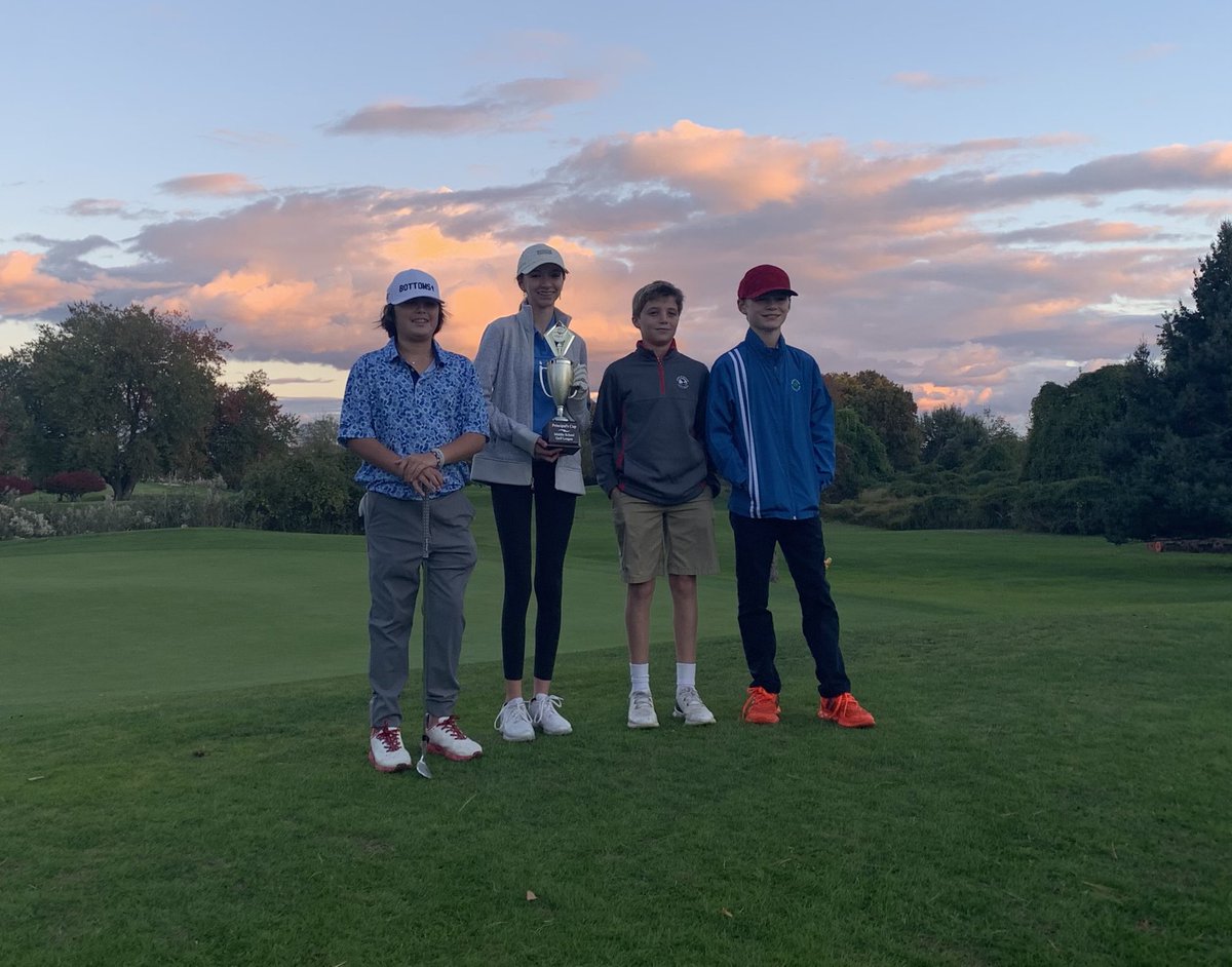 RLMSbulldogs's tweet photo. A huge congratulations to all of our middle school golfers. RLMS, ⁦@Tomlinsonmiddle⁩ , and ⁦@ffldwoodsms⁩ had a great day of competition.  Students demonstrated teamwork, integrity, etiquette and social skills. A big WOOF to RLMS for winning the Principal’s Cup today. https://t.co/5Cl3i4QnCT