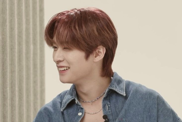hyunho au • fake insta📨

a hj le gusta en secreto el hermano de su mejor amigo, así que le habla desde una cuenta falsa ignorando un importante detalle: mh es demasiado heterosexual como para siquiera considerar salir con él... ¿no?