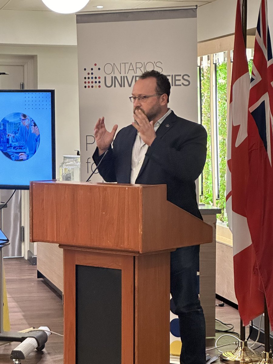 CKrywiak's tweet image. Great to see friends at @ontuniv Queen&apos;s Park reception. The event highlighted A Plan for Prosperity: Fueling the #AdvancedMFG Supply Chain - From Critical Minerals to #EVs and Beyond . Collaboration between academia and industry drives innovation and economic growth.