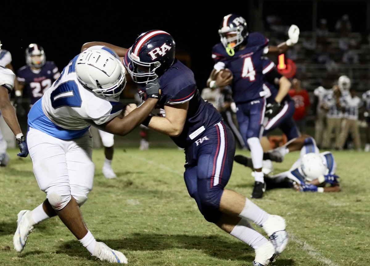 NoahTrepagnier's tweet photo. “Finish him” ~ Mortal Kombat #agtg #ramade #finishhim #oline #Classof2024 #football #Fnl https://t.co/DzwdROk3LY