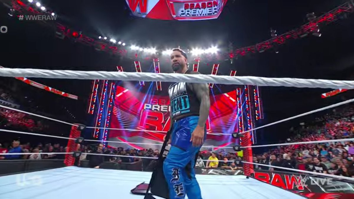 theusotwinzcom's tweet photo. #WWERaw #MainEventJeyUso #UndisputedTagChamp (@WWEUsos) https://t.co/kjEWHzxwfm
