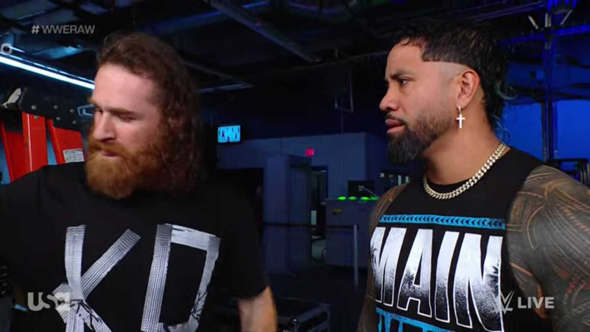 theusotwinzcom's tweet photo. #WWERaw #MainEventJeyUso #UndisputedTagChamp (@WWEUsos) https://t.co/ySMPJuEz8X