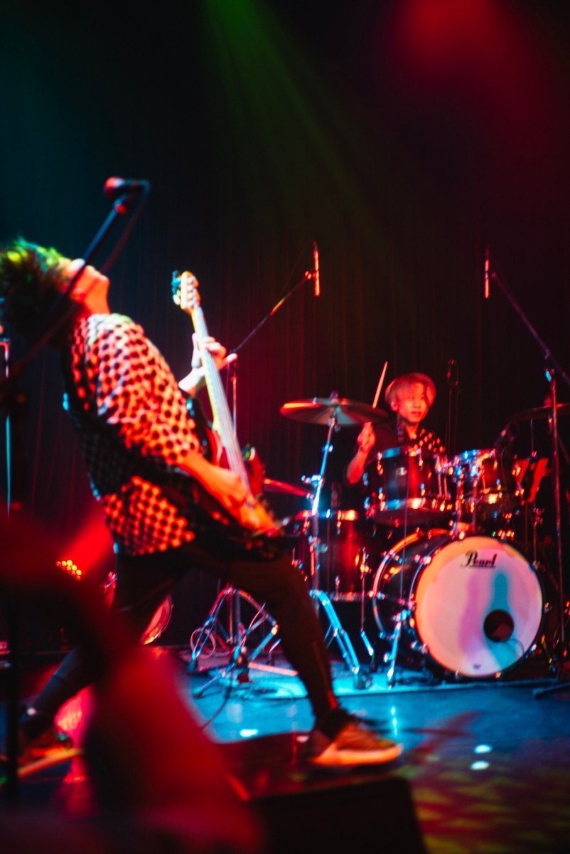 ACCHI_scr's tweet photo. 昨日は六本木 #unravelTokyo にて
#明日クラゲに刺された ライブでしたー
うーん、めちゃくちゃ楽しかった。
もっとちゃんと活動しなければね、笑
きてくれた皆様、対バン様、スタッフの皆様ありがとうございます!
#RiskyMelody
#EMANON
#AZCONNECTION
#FreeAquaButterfly
📷by @_chifuyou 🙏 https://t.co/HqgxO3qTKJ