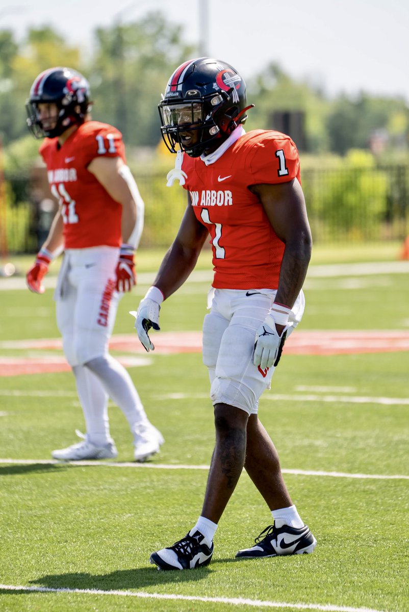 ChristianMatt06's tweet photo. Blessed to receive an offer from Concordia University!🔥 @CUAA_Football @Coach_Straz @RougeFootball @CoachPettway https://t.co/0HgKiKd3Ni