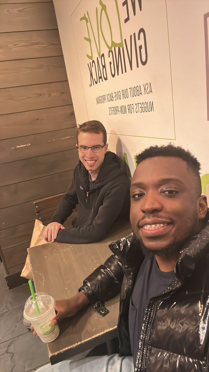 Look who I ran into by accident  LOL <a href="/JeremyRodriGAZ/">Jeremy Rodrigues</a>