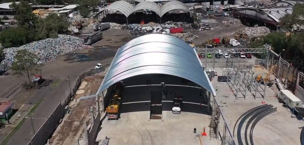 LuzElena_GE's tweet image. Tal como lo mencioné hace unos días, en la CDMX avanzamos a en la Construcción de una segunda planta de reciclamiento de basura en San Juan de Aragón que muy pronto permitirá que la Ciudad reduzca mil 200 toneladas diarias de residuos sólidos. 
#BasuraCero