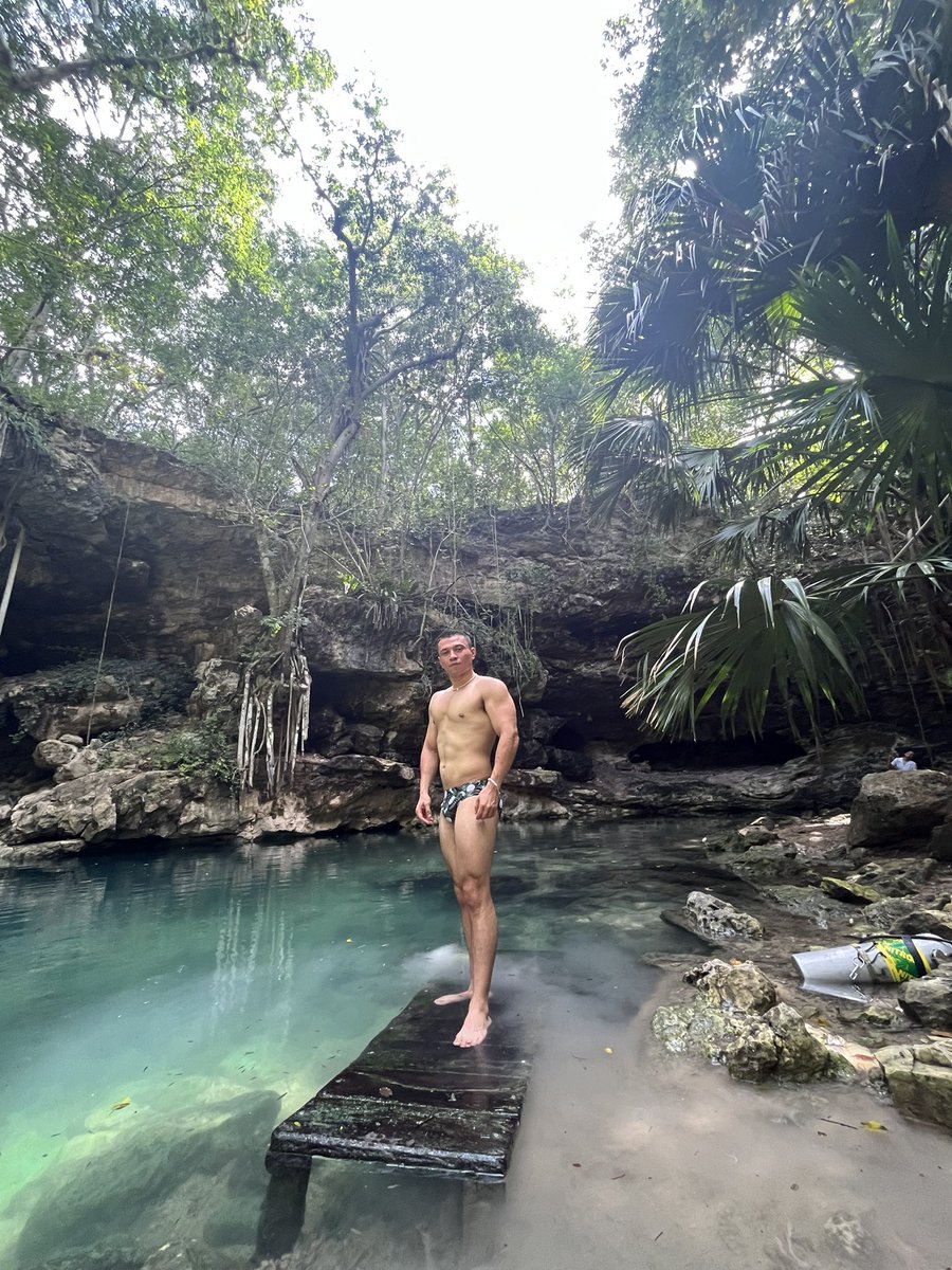 Alex_RiosT's tweet photo. Descubriendo los Cenotes de Yucatán 🔥. https://t.co/IRgdHyI99J