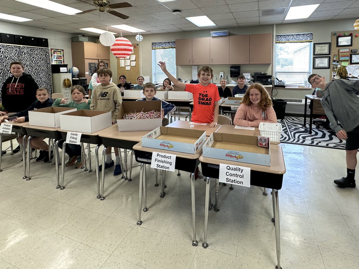 MrsHworth3's tweet photo. 6th Grade Assembly Line Activity: My workers couldn’t complain about the work time or conditions, but the pay wasn’t very good! All agreed the experience was valuable! @wescullman @westpta303 @PrincipalPage #weststory #westway #learningandgrowing #assemblyline #willworkforcandy https://t.co/UA1WJY2SHL