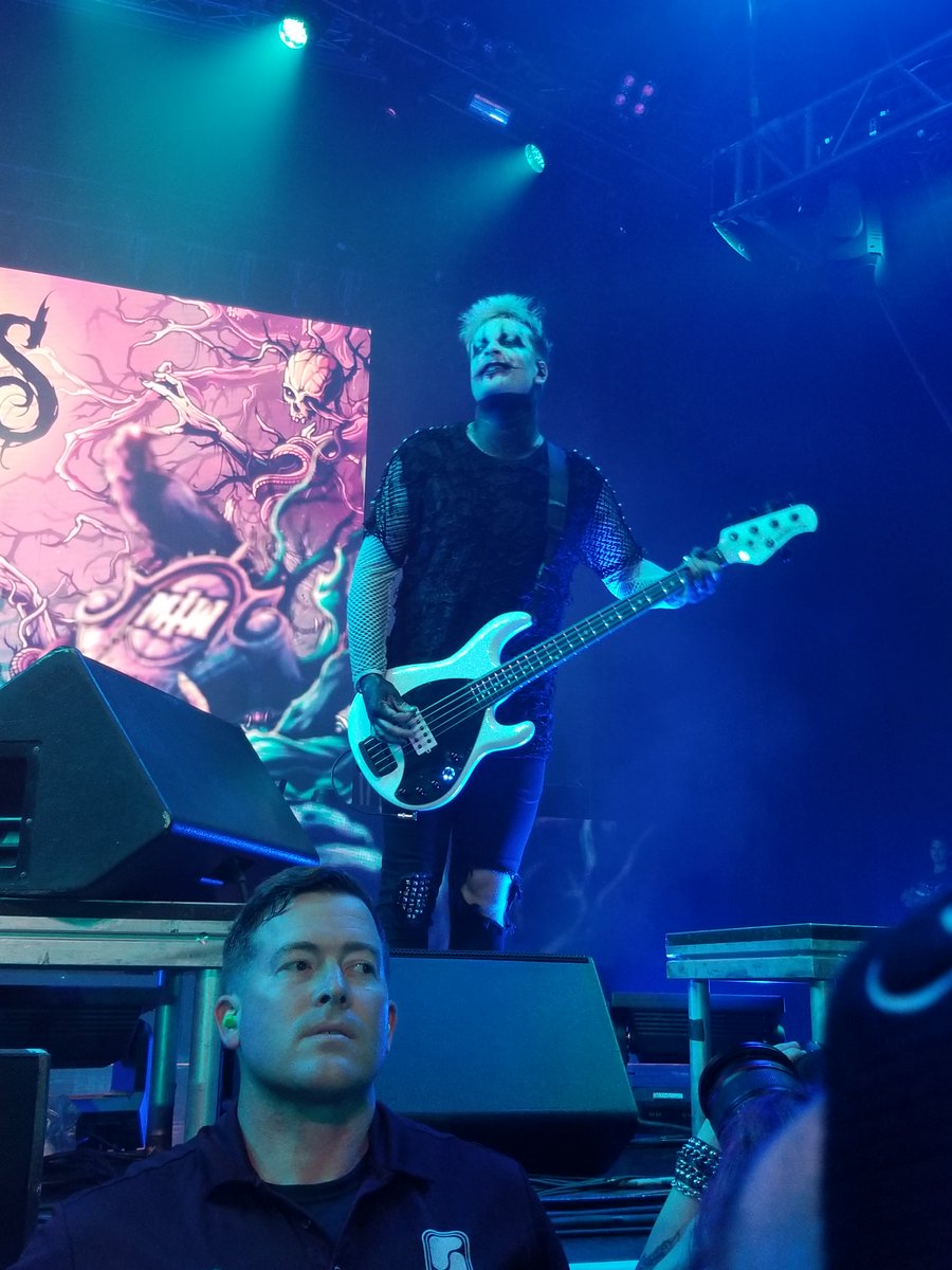 VinnyVGraphics's tweet photo. My favorite photos from the Orlando show last night. Without a doubt the best concert show I have ever seen. #motionlessinwhite forever and always!! https://t.co/U39laISn1S