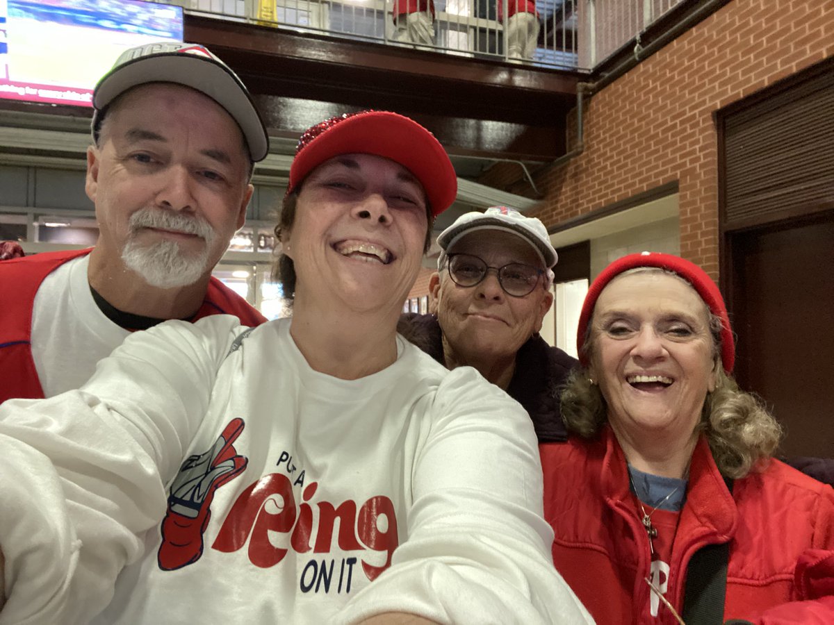 dianakob2's tweet photo. Let’s go Phils! #kpmgcares https://t.co/VEj9lCogRg