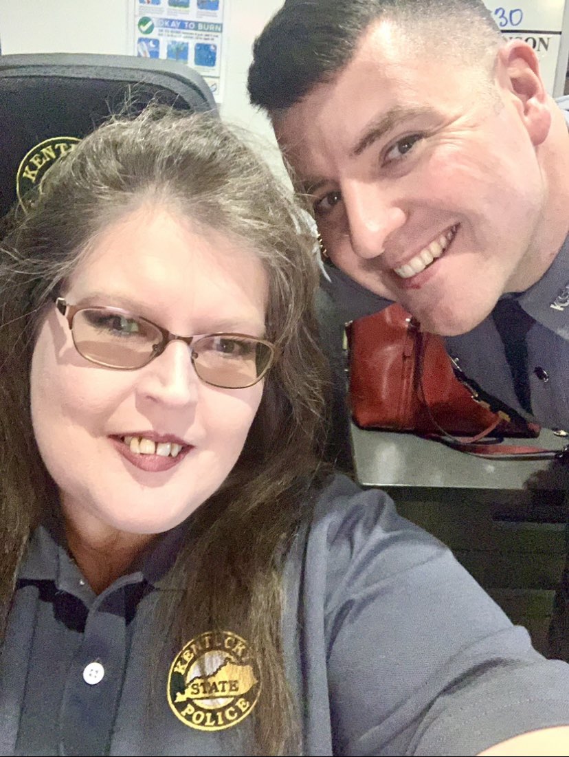 Today concludes a very special day for a very special person. 

Public Safety Telecommunications Manager, Jayne Davenport, completed 25 years with the agency! Year 26 begins tomorrow! 

So proud of @KSP1037mjd 

Thank you so much for all you do, personally and professionally!