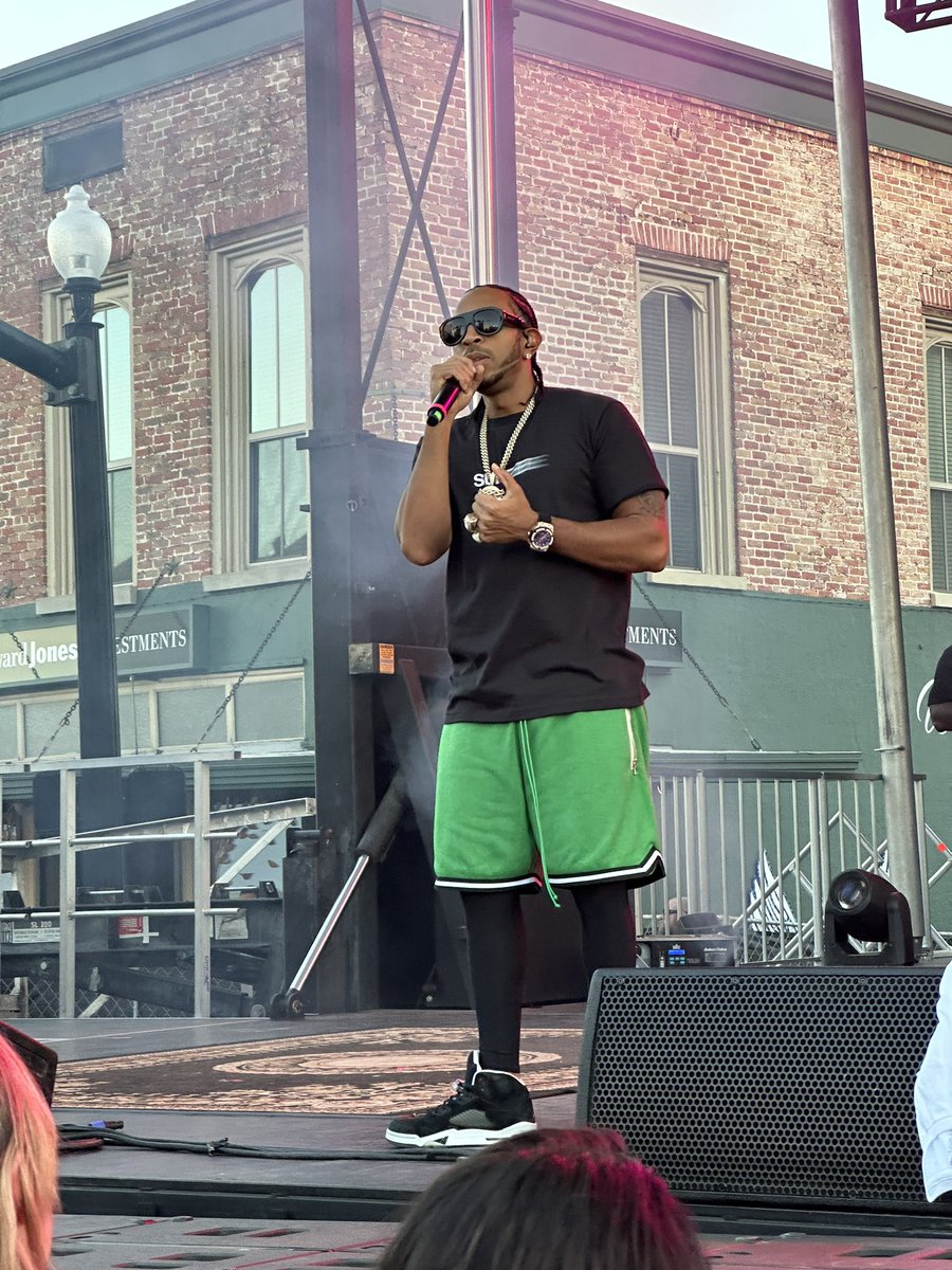 CariDenese's tweet photo. The best concert ever! @Ludacris #tylertexas #rosecitymusicfestival Luda was everything and more!!!! ❤️ he has always been my fave! 47 year old Grammy here and I’m still in love https://t.co/KCUiQ8S6zO