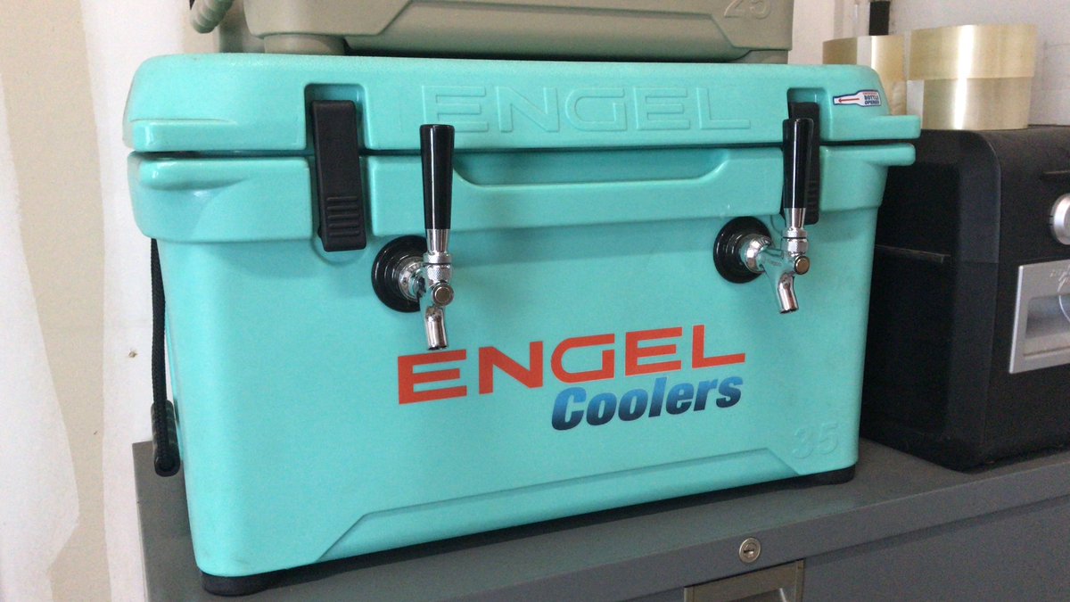 EngelCoolers's tweet image. Okay, this might be our favorite #ModificationMonday yet! Adding beer taps to this Engel 25 to make a beer dispenser that&apos;s guaranteed to keep things cool.
.
#engelcoolers #engel25 #rotomoldedcooler #beerkeg