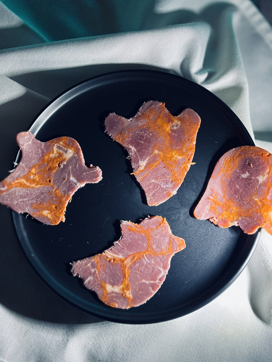 realkmdark1's tweet photo. Need a late night snack?
How about some GABA-GHOULS ๐ค๐ป & HAM-PIRE BATS?? ๐ฝ๐ฆ Night-night everyone! ๐๐ ๐ฎ๐น ๐
#halloweenfood #gabagool #ham #bat #ghost #instagraminspired #almosthalloween #halloweenphotography #30daysofartoween ๐จ๐๐ https://t.co/ruBmQVyAaH