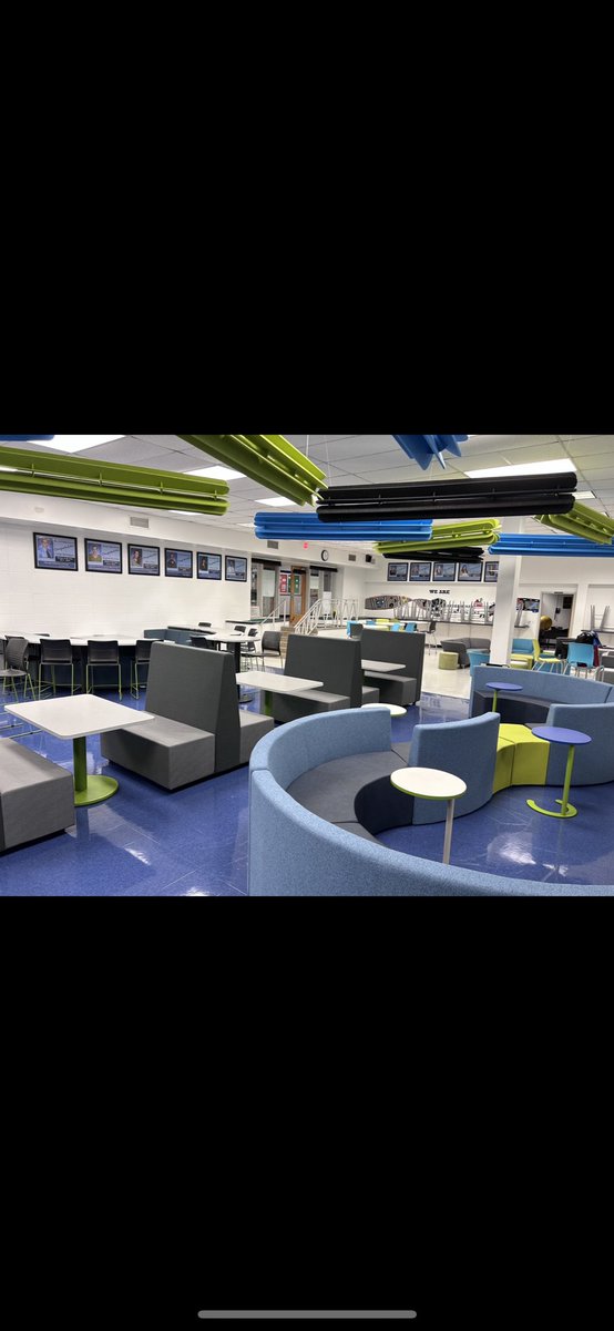 BravermanHHS's tweet photo. HHS! #modernLearningSpaces #flexibleSeating #beKind https://t.co/Oz7yg5Sn8g