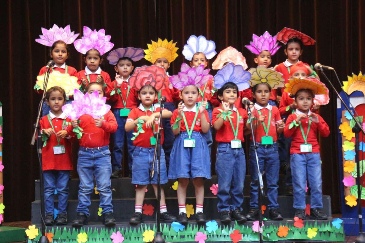 chitkara_school's tweet photo. Chitkara International School, Chandigarh, proudly hosts a mesmerising "Chorus Singing" event for the adorable tiny tots of Fledgling

#CIS #Singing #Chorusgroup #Songs #Kindergarten #Activity #classactivity #event #ChitkaraInternationalSchool https://t.co/1KgO83JqlC