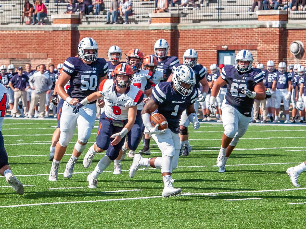 DashAidan's tweet photo. Proud and excited to receive an offer from @MoravianFB!! Thank you to @CoachLongMUFB @TheCoachKaner! https://t.co/avwohjQzHZ